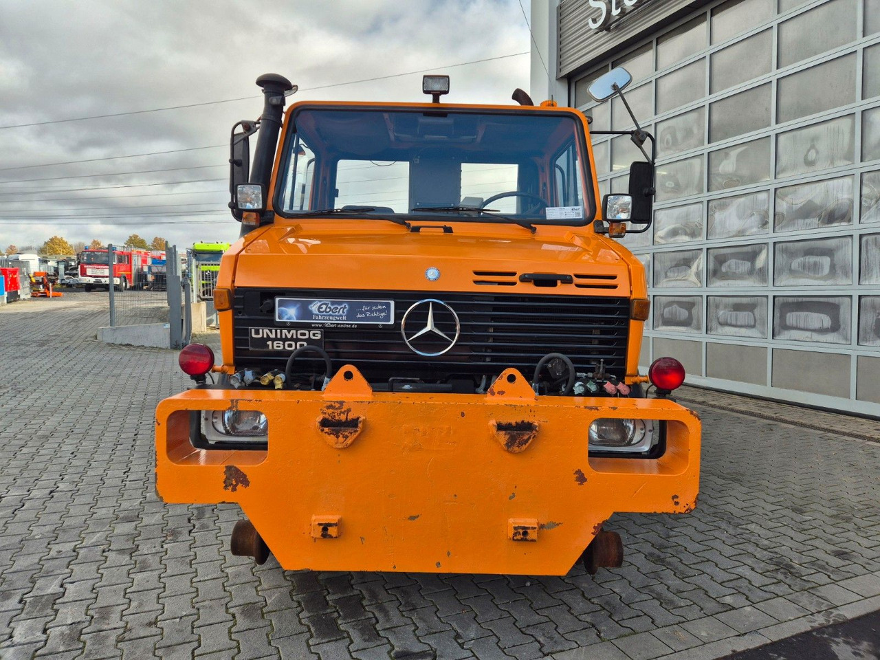 Mercedes-Benz Unimog U1600 4x4 Zweiweg ZW 100 S Railway 11584h - Truck: picture 3 Mercedes-Benz Unimog U1600 4x4 Zweiweg ZW 100 S Railway 11584h - Truck: picture 3
