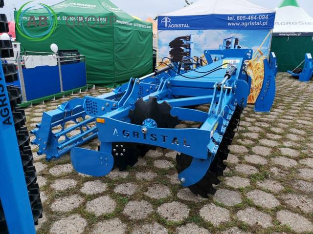 Agristal BTH hydraulic folding disc harrow 4.5 m - Disc harrow: picture 3 Agristal BTH hydraulic folding disc harrow 4.5 m - Disc harrow: picture 3
