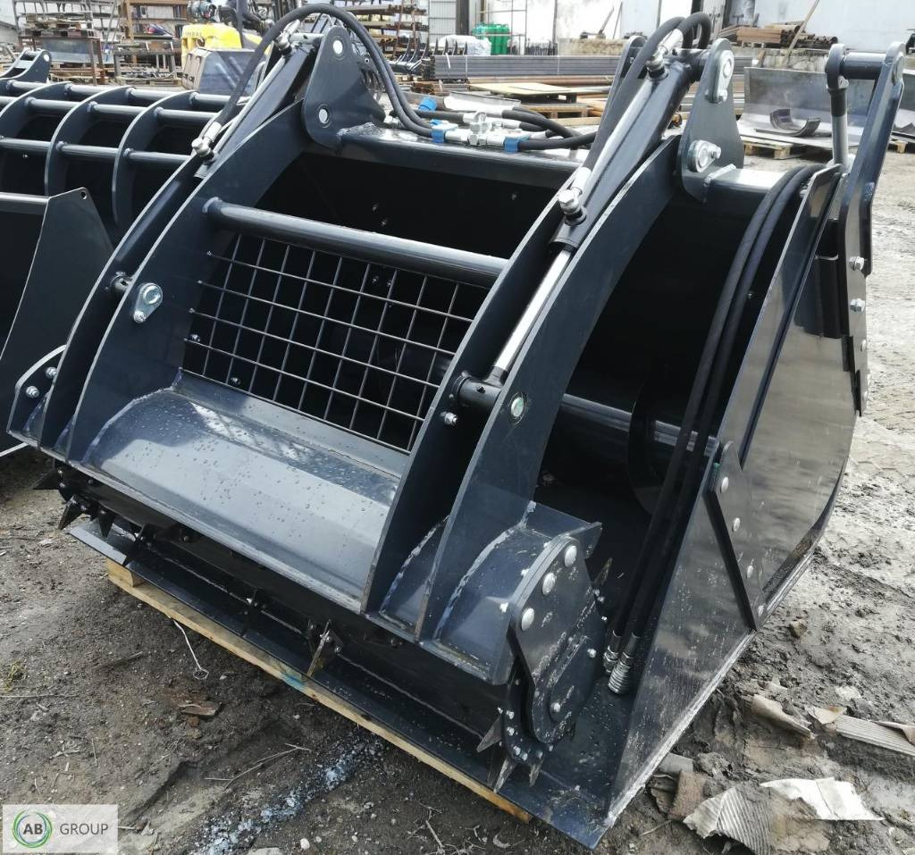 ArkMET feeding scoop with one-sided ejection - Livestock equipment, Bucket: picture 4 ArkMET feeding scoop with one-sided ejection - Livestock equipment, Bucket: picture 4