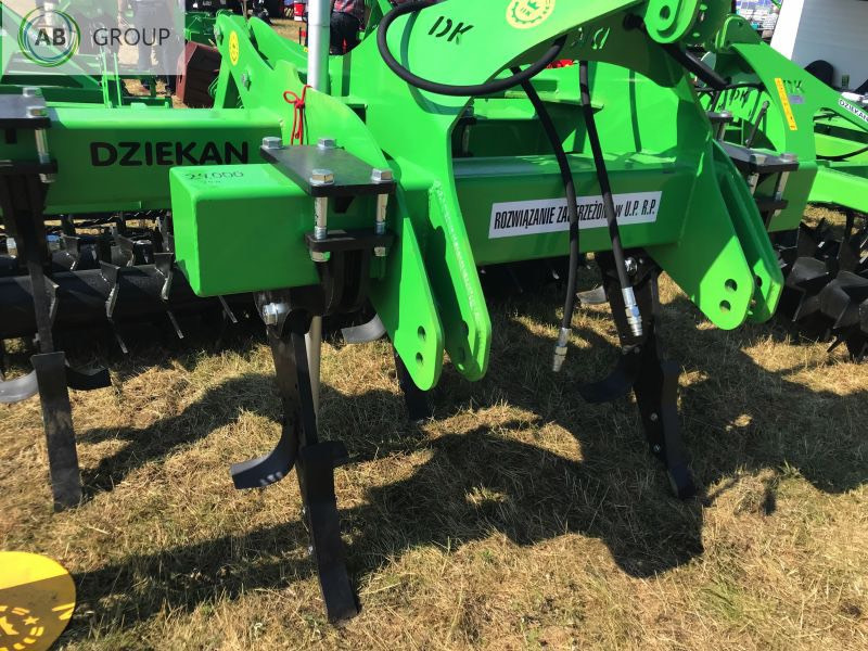 Dziekan chisel plow CENTAUR 2.5 m PDBC25F2Z2 - Subsoiler: picture 4 Dziekan chisel plow CENTAUR 2.5 m PDBC25F2Z2 - Subsoiler: picture 4