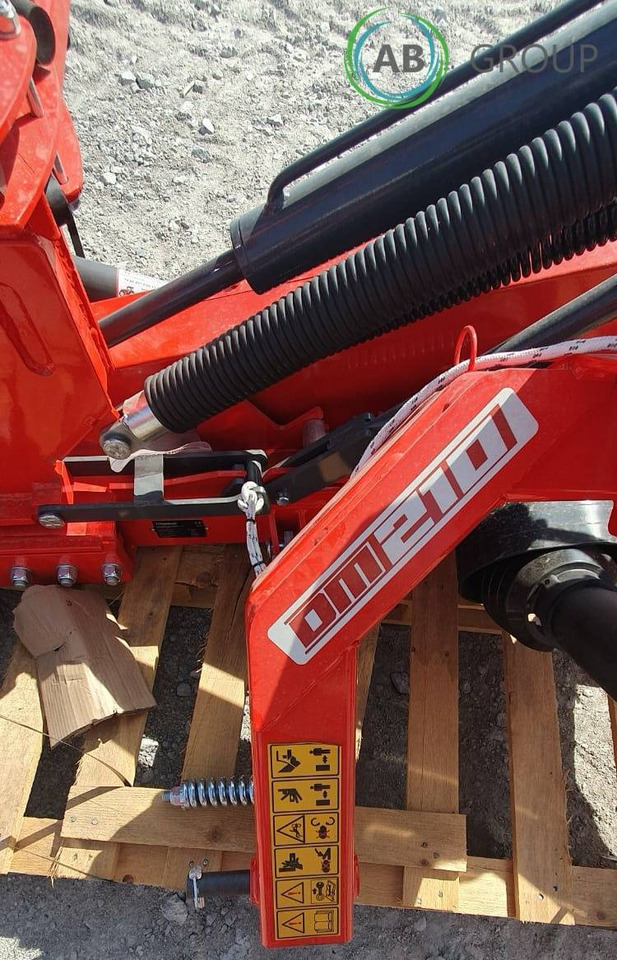Harmak disc mower with roller conditioner DM-210 - Mower: picture 4 Harmak disc mower with roller conditioner DM-210 - Mower: picture 4
