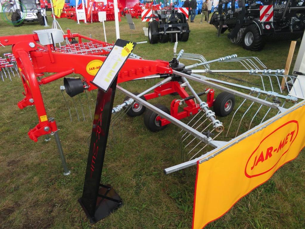 Jar-Met tandem rotary rake Z206, 3,5m - Tedder/ Rake: picture 2 Jar-Met tandem rotary rake Z206, 3,5m - Tedder/ Rake: picture 2