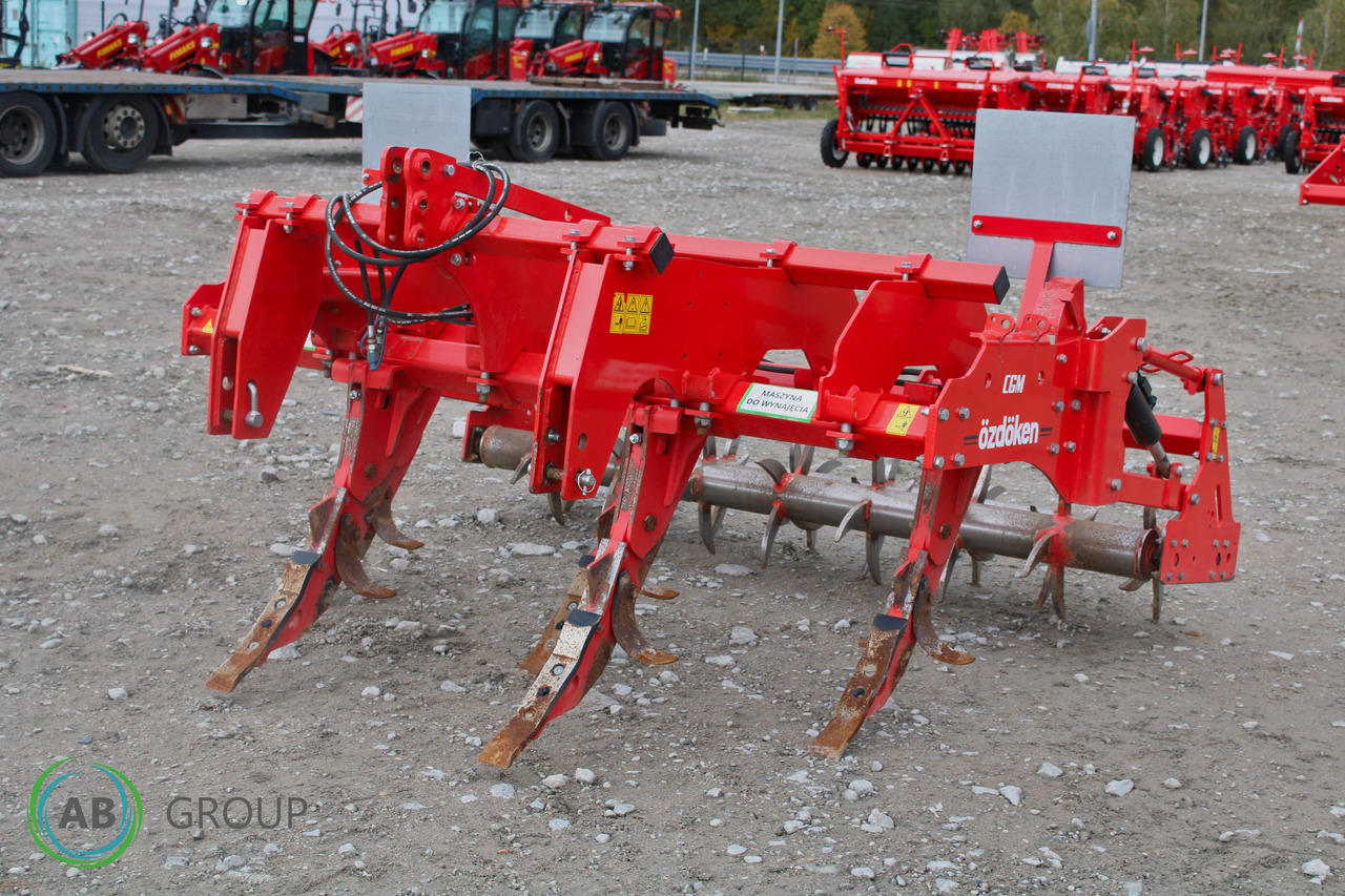 Toscano chisel plow IPST-5 - Demo sale - Subsoiler: picture 2 Toscano chisel plow IPST-5 - Demo sale - Subsoiler: picture 2