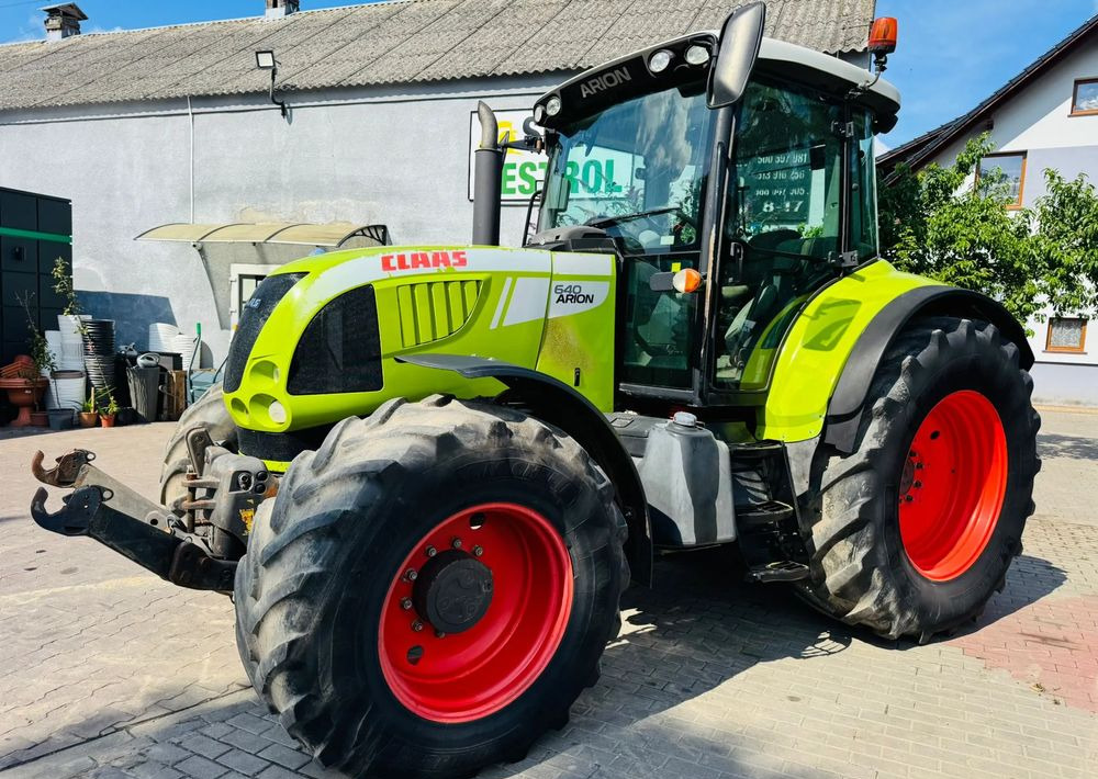 Claas Arion 640 - Farm tractor: picture 1 Claas Arion 640 - Farm tractor: picture 1