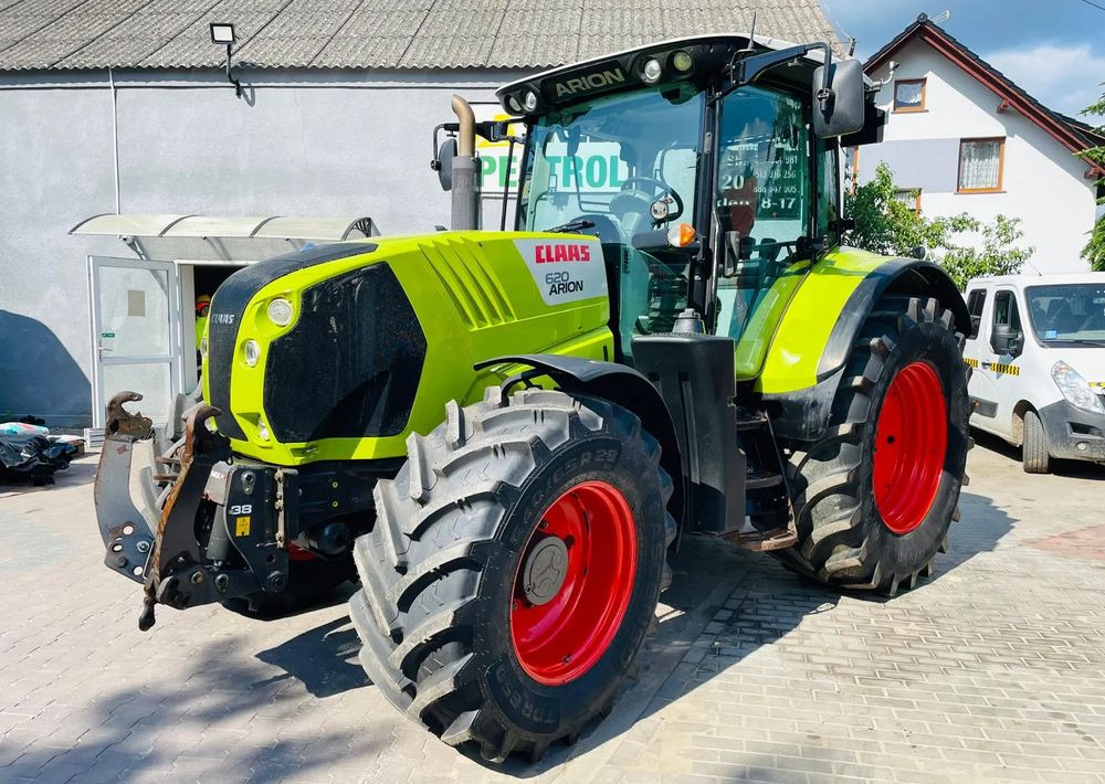 Claas Arion 650 - Farm tractor: picture 1 Claas Arion 650 - Farm tractor: picture 1