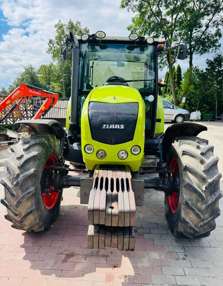 Claas Axos 330 - Farm tractor: picture 2 Claas Axos 330 - Farm tractor: picture 2
