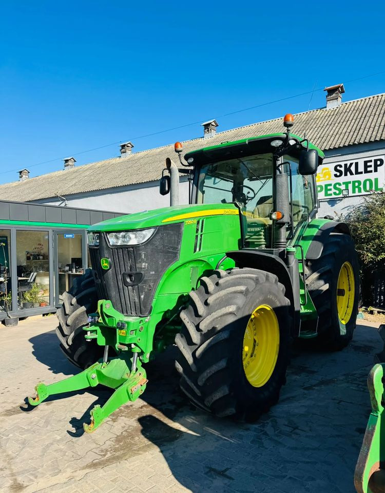 Farm tractor John Deere 7250R: picture 13