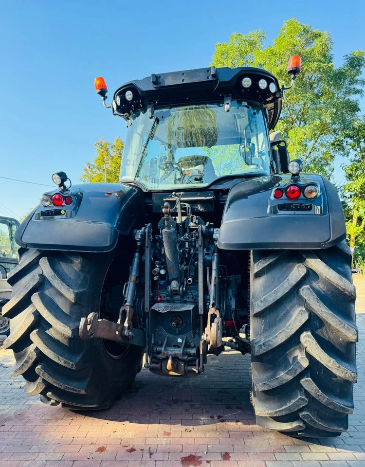 Valtra S394 Twin trac - Farm tractor: picture 5 Valtra S394 Twin trac - Farm tractor: picture 5