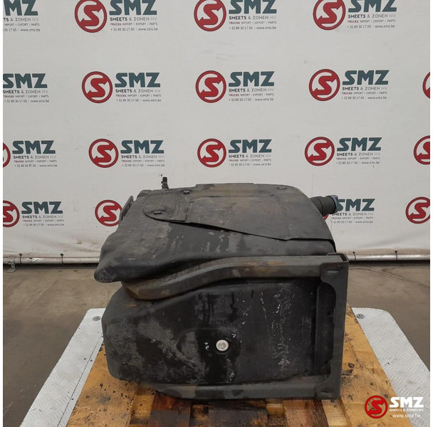 DAF Occ AdBluetank 75L DAF - Fuel tank for Truck: picture 3 DAF Occ AdBluetank 75L DAF - Fuel tank for Truck: picture 3