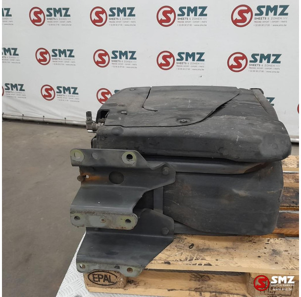 DAF Occ AdBluetank 75L DAF - Fuel tank for Truck: picture 4 DAF Occ AdBluetank 75L DAF - Fuel tank for Truck: picture 4