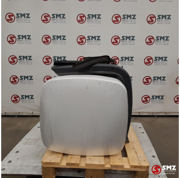 DAF Occ brandstoftank 430L + steunen DAF - Fuel tank for Truck: picture 4 DAF Occ brandstoftank 430L + steunen DAF - Fuel tank for Truck: picture 4