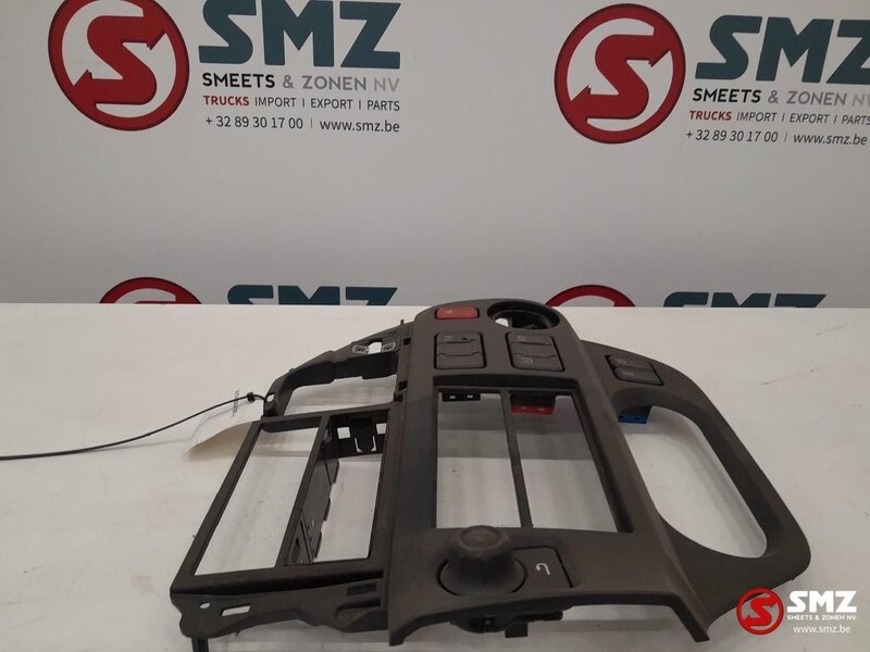 DAF Occ dashbord DAF XF 1951837 - Cab and interior for Truck: picture 4 DAF Occ dashbord DAF XF 1951837 - Cab and interior for Truck: picture 4