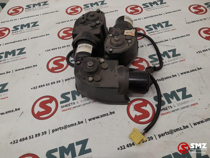 DAF Set van 3 ruitenwissermotors DAF - Wiper for Truck: picture 4 DAF Set van 3 ruitenwissermotors DAF - Wiper for Truck: picture 4