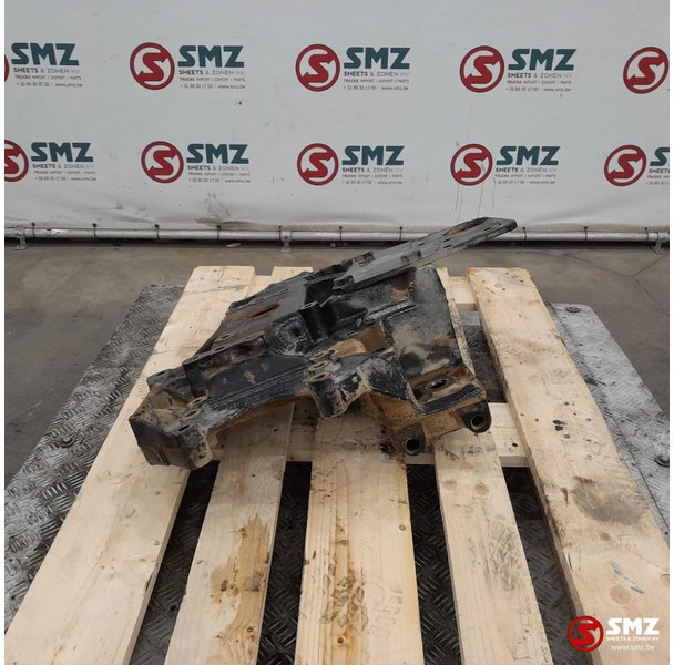 MAN Occ montagebeugel voorveer rechts MAN - Frame/ Chassis for Truck: picture 3 MAN Occ montagebeugel voorveer rechts MAN - Frame/ Chassis for Truck: picture 3