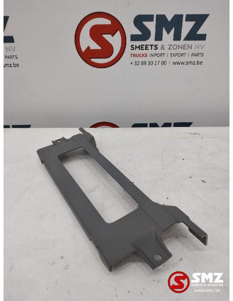Mercedes-Benz Miiddenstuk bumper boven Mercedes Actros A94188 - Bumper for Truck: picture 1 Mercedes-Benz Miiddenstuk bumper boven Mercedes Actros A94188 - Bumper for Truck: picture 1
