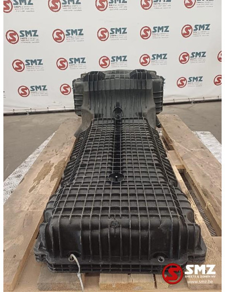 Mercedes-Benz Occ carterpan OM471 Mercedes - Crankcase for Truck: picture 3 Mercedes-Benz Occ carterpan OM471 Mercedes - Crankcase for Truck: picture 3
