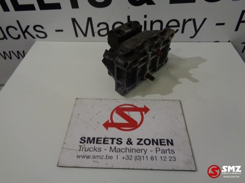 Mercedes-Benz Occ motorsteun - Engine mount for Truck: picture 1 Mercedes-Benz Occ motorsteun - Engine mount for Truck: picture 1
