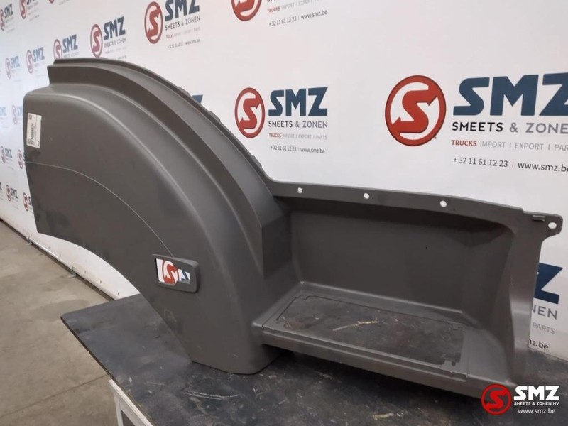 Mercedes-Benz Occ opstapbak/spatbord rechts mercedes atego/axor - Footstep for Truck: picture 1 Mercedes-Benz Occ opstapbak/spatbord rechts mercedes atego/axor - Footstep for Truck: picture 1