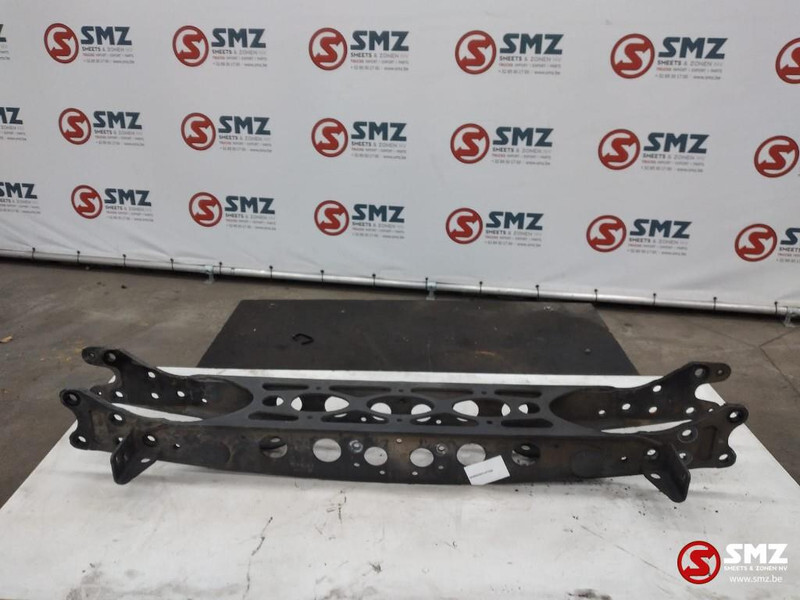 Mercedes-Benz Occ voorbumperbalk Mercedes Actros MP4 A9603104022 - Bumper for Truck: picture 1 Mercedes-Benz Occ voorbumperbalk Mercedes Actros MP4 A9603104022 - Bumper for Truck: picture 1