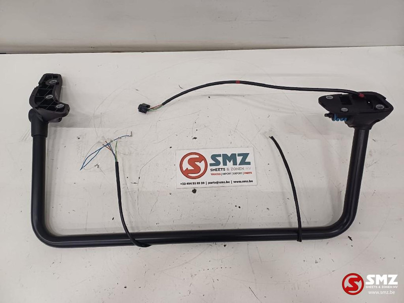 Mercedes-Benz Spiegelhouder rechts mercedes - Rear view mirror for Truck: picture 2 Mercedes-Benz Spiegelhouder rechts mercedes - Rear view mirror for Truck: picture 2