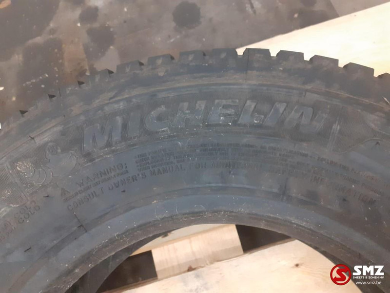 Michelin Occ vrachtwagenband Michelin 225/75R17.5 - Tire for Truck: picture 2 Michelin Occ vrachtwagenband Michelin 225/75R17.5 - Tire for Truck: picture 2