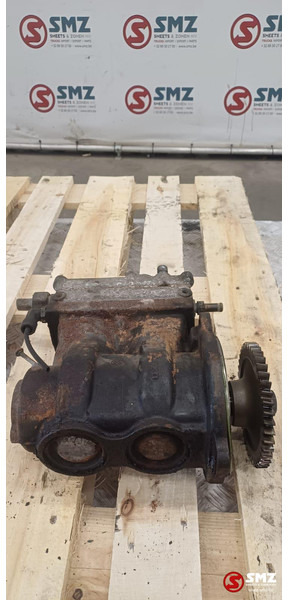 Renault Occ luchtcompressor DXI11 Renault - Engine and parts for Truck: picture 2 Renault Occ luchtcompressor DXI11 Renault - Engine and parts for Truck: picture 2