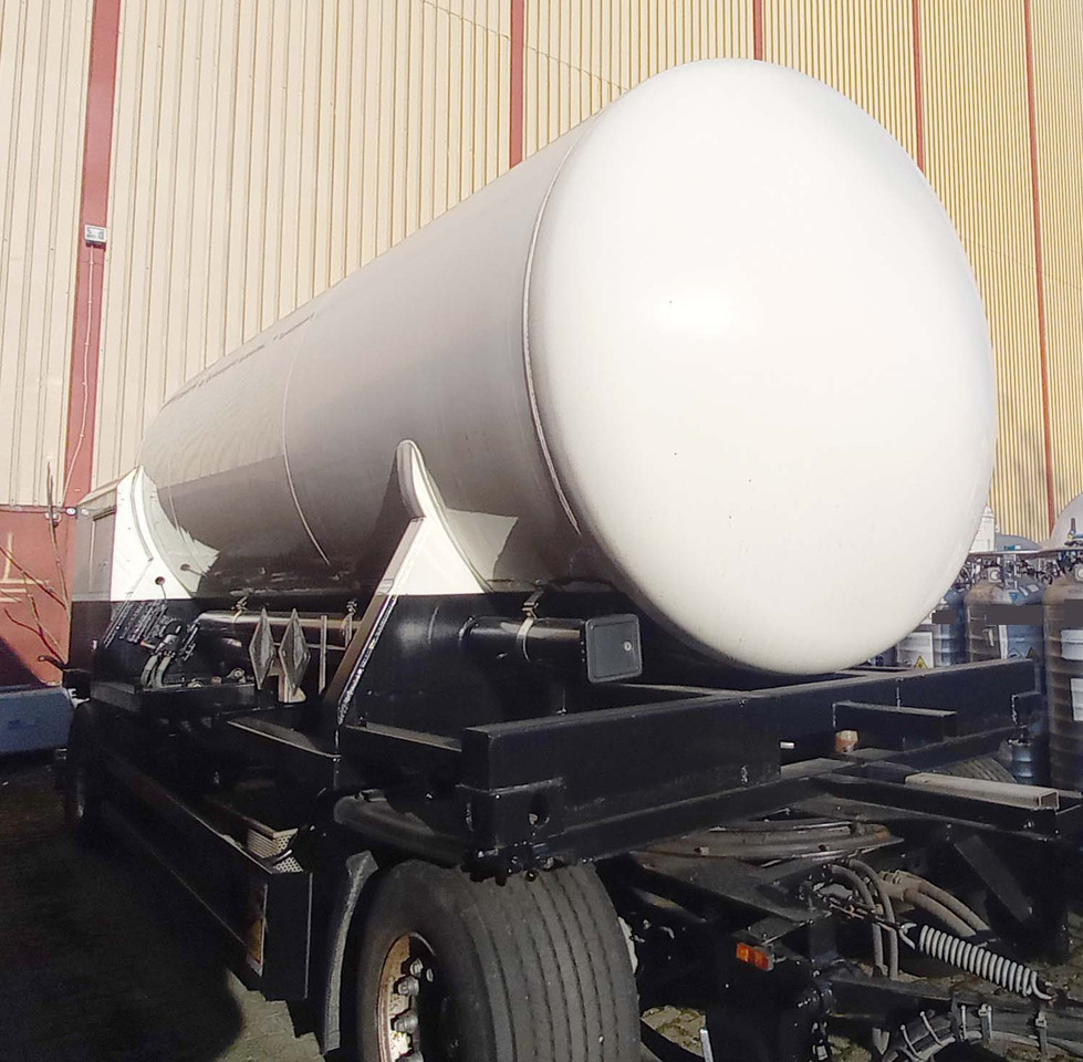 GOFA Tank trailer for oxygen, nitrogen, argon, gas, cryogenic - Tanker semi-trailer: picture 3 GOFA Tank trailer for oxygen, nitrogen, argon, gas, cryogenic - Tanker semi-trailer: picture 3