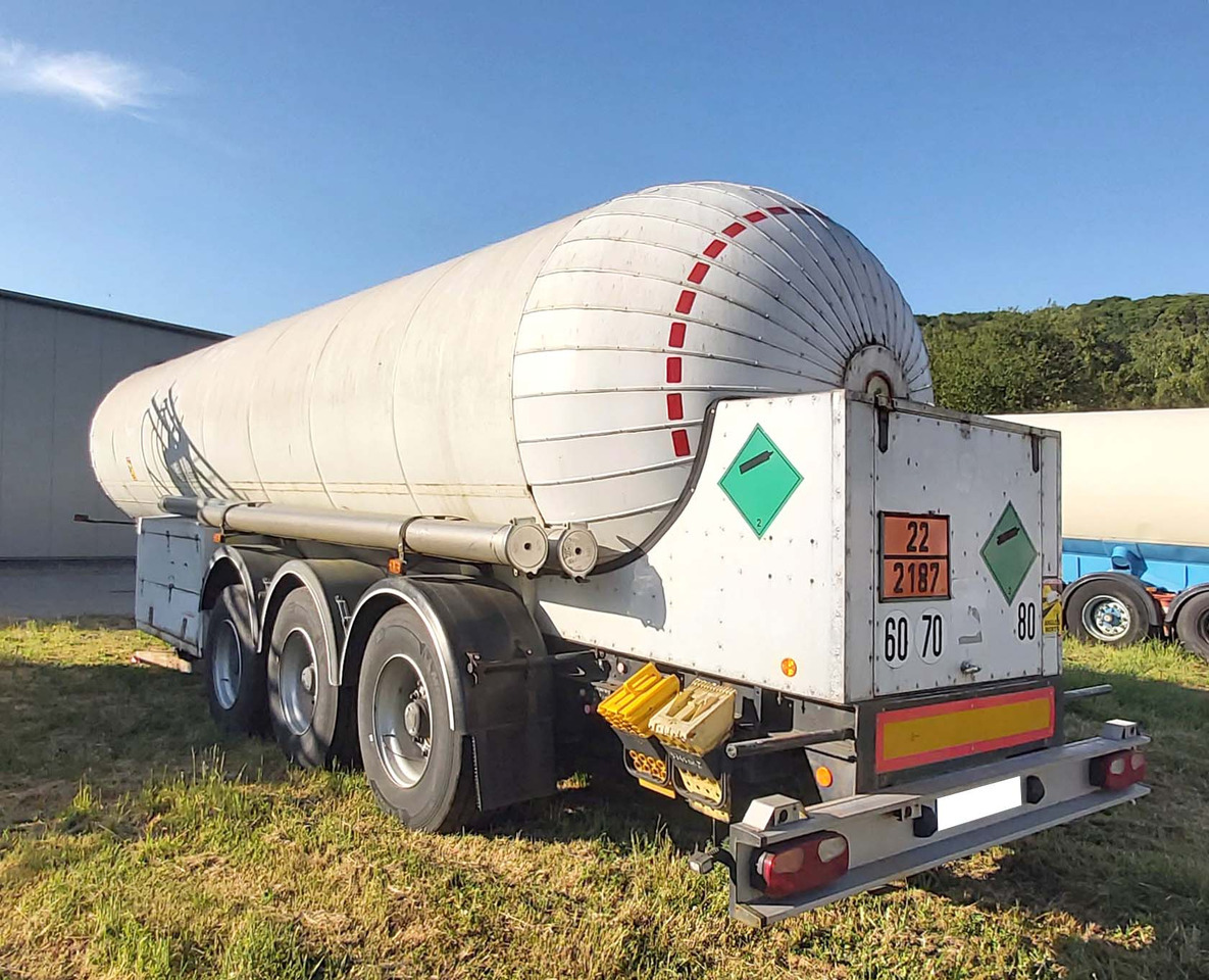 ROBINE Gas tank semi-trailer used for CO2, Carbon dioxide - Tanker semi-trailer: picture 4 ROBINE Gas tank semi-trailer used for CO2, Carbon dioxide - Tanker semi-trailer: picture 4