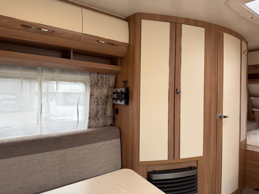 Caravan Hobby De Luxe 455 UF 2020: picture 9 Caravan Hobby De Luxe 455 UF 2020: picture 9