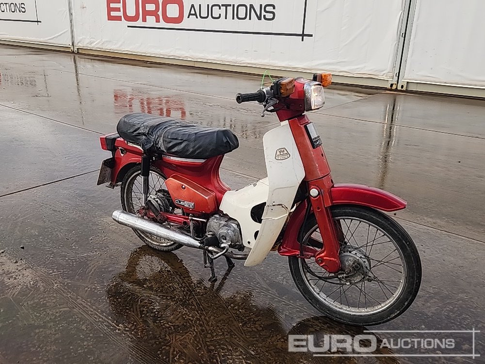 Motorcycle 1995 Honda Cub 90 Moped (Category C Insurance Loss) (Mileage Cannot be Verified): picture 7