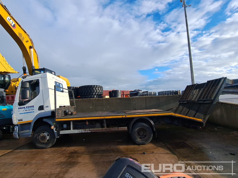 2004 DAF 45.150 - Autotransporter truck: picture 2 2004 DAF 45.150 - Autotransporter truck: picture 2