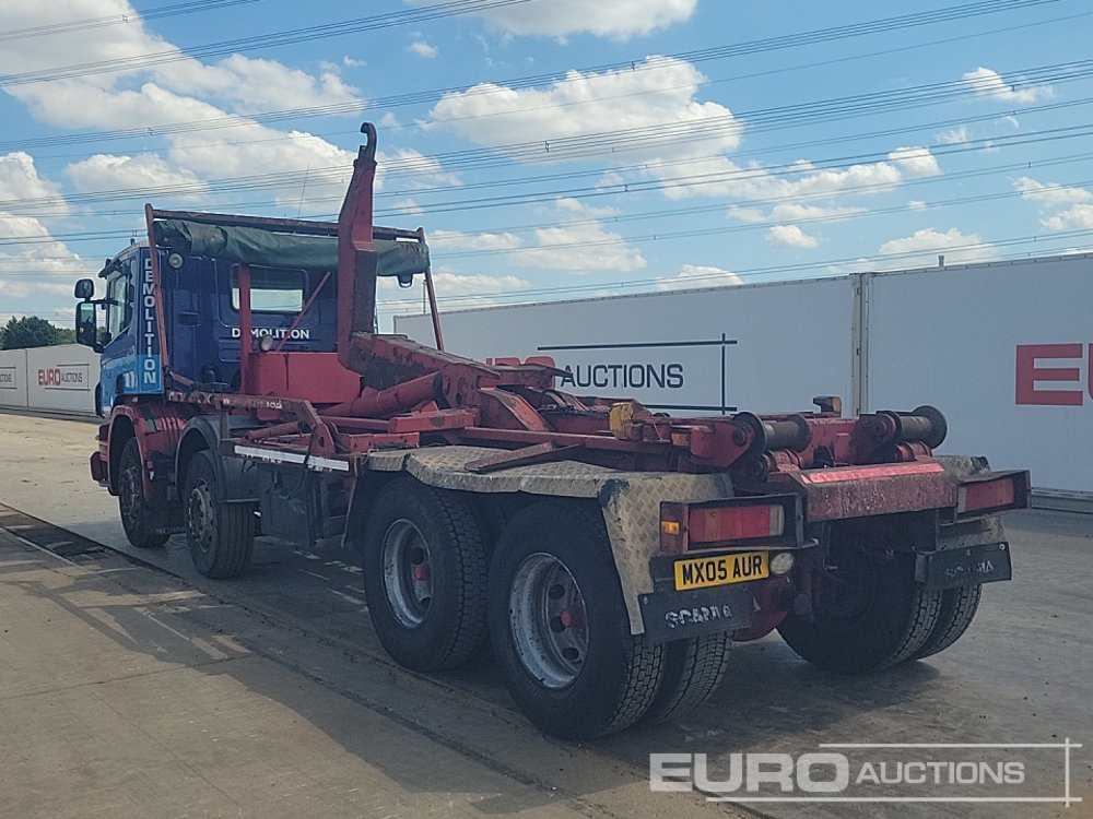2005 Scania P380 - Hook lift truck: picture 3 2005 Scania P380 - Hook lift truck: picture 3