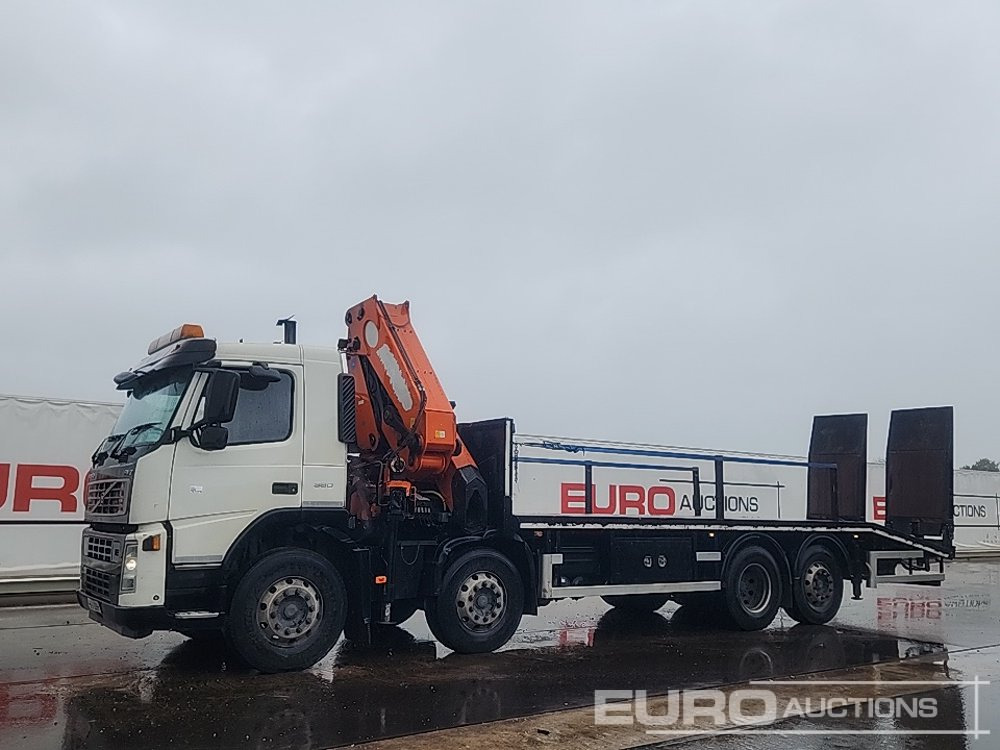 2006 Volvo FM9-380 - Dropside/ Flatbed truck: picture 1 2006 Volvo FM9-380 - Dropside/ Flatbed truck: picture 1
