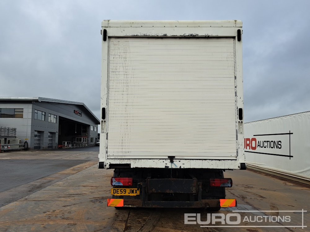 2009 MAN TGM18.240 - Box truck: picture 4 2009 MAN TGM18.240 - Box truck: picture 4