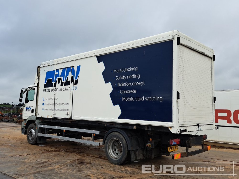 2009 MAN TGM18.240 - Box truck: picture 3 2009 MAN TGM18.240 - Box truck: picture 3