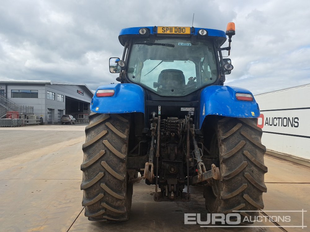 2011 New Holland T6070 - Farm tractor: picture 4 2011 New Holland T6070 - Farm tractor: picture 4