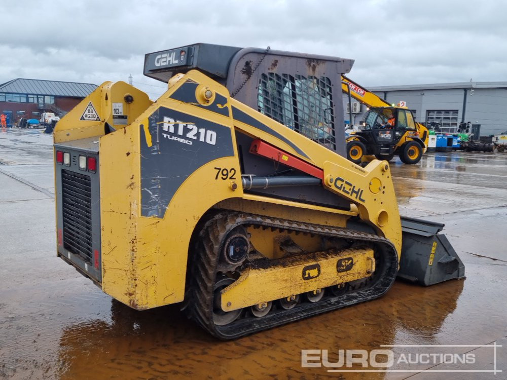 2012 Gehl RT210 - Skid steer loader: picture 5 2012 Gehl RT210 - Skid steer loader: picture 5