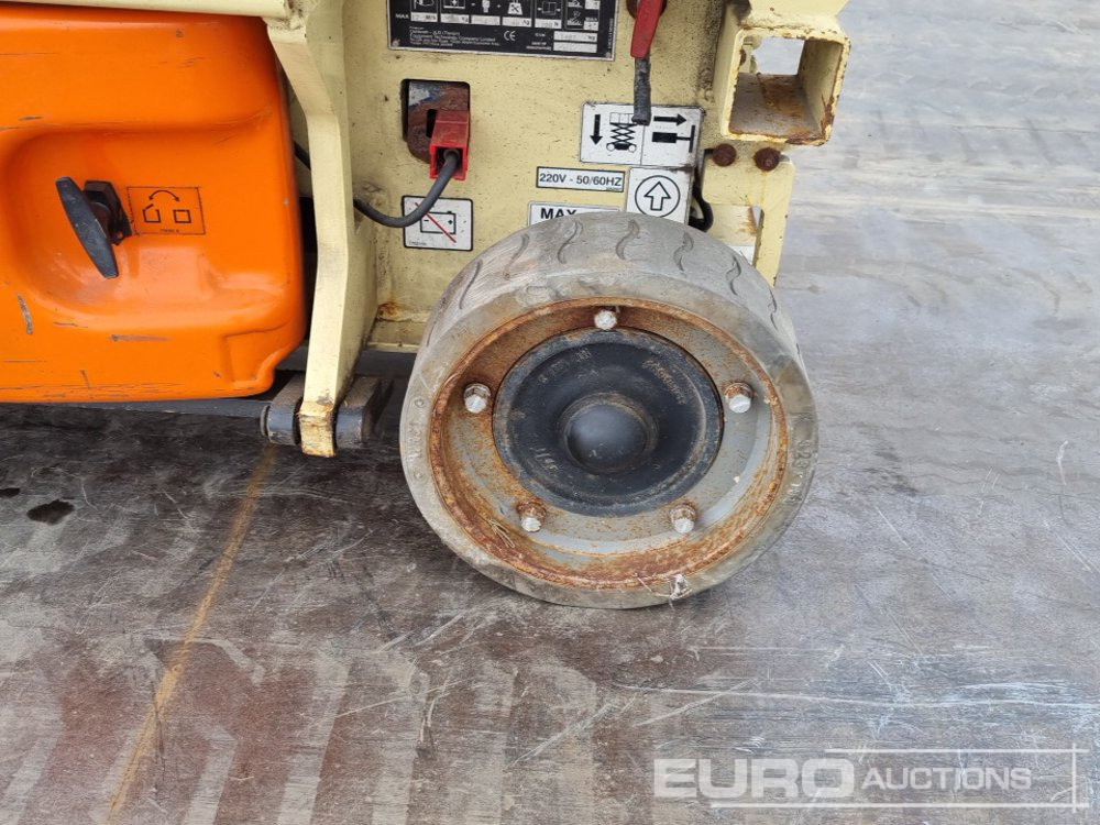 Aerial platform 2012 JLG 1930ES: picture 10