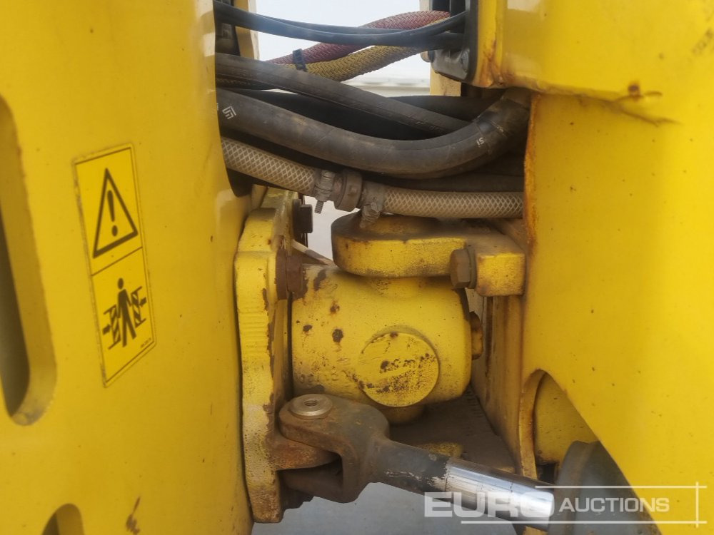 Roller 2013 Bomag BW80AD-5: picture 19