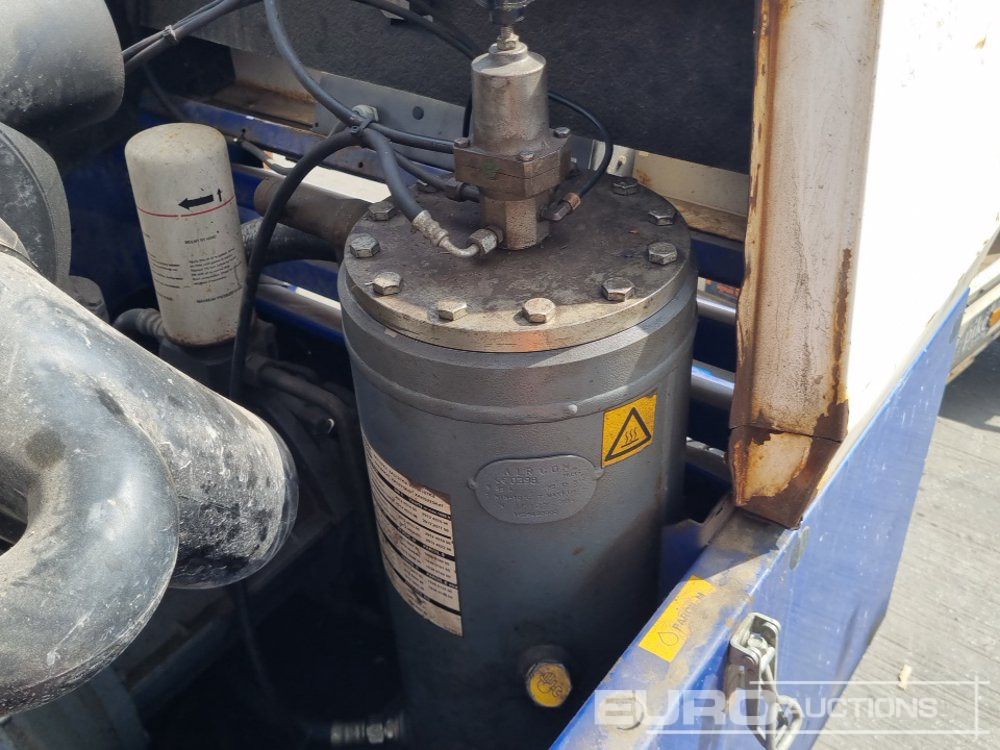 Air compressor 2014 Atlas Copco XAS137: picture 19