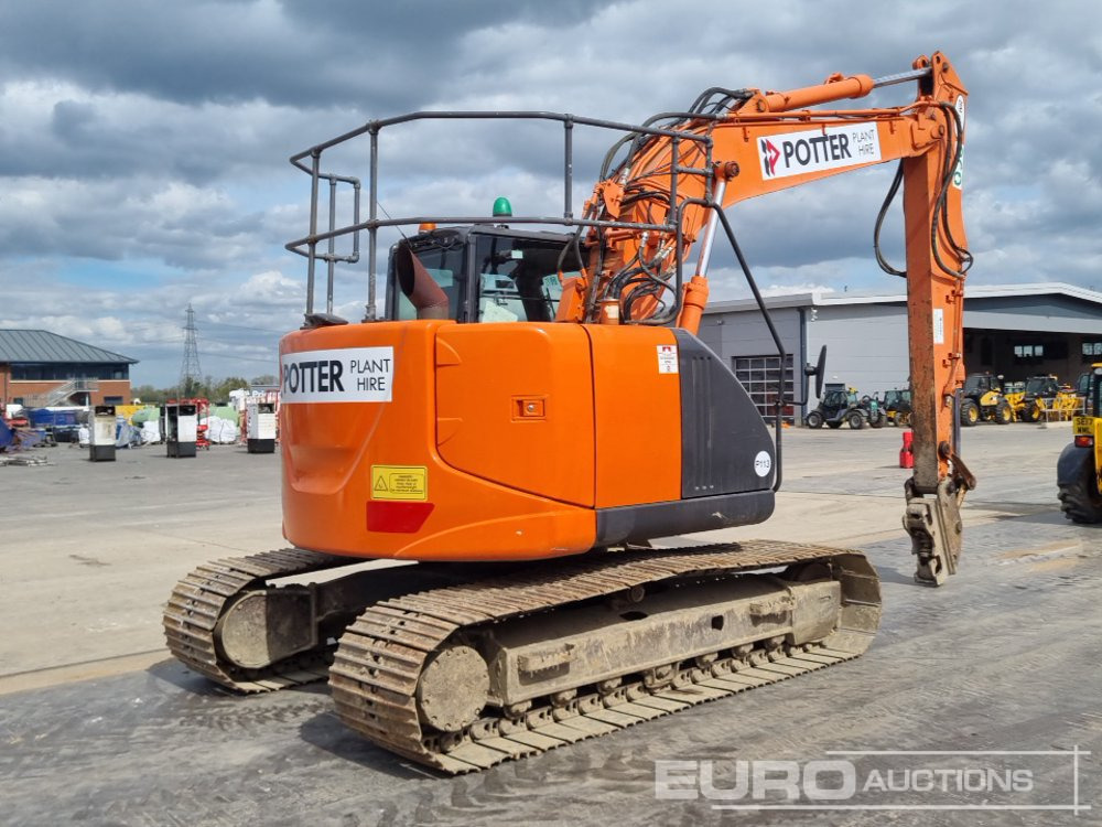 2014 Hitachi ZX135US-5B - Crawler excavator: picture 5 2014 Hitachi ZX135US-5B - Crawler excavator: picture 5