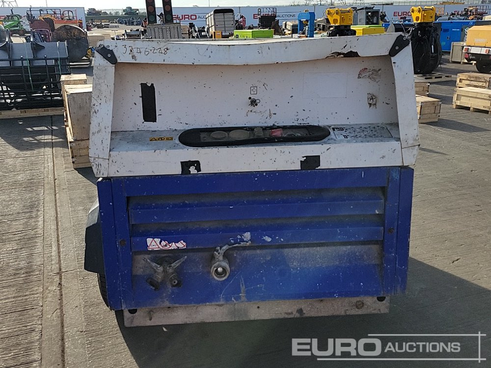 2015 Atlas Copco XAS137 - Air compressor: picture 4 2015 Atlas Copco XAS137 - Air compressor: picture 4