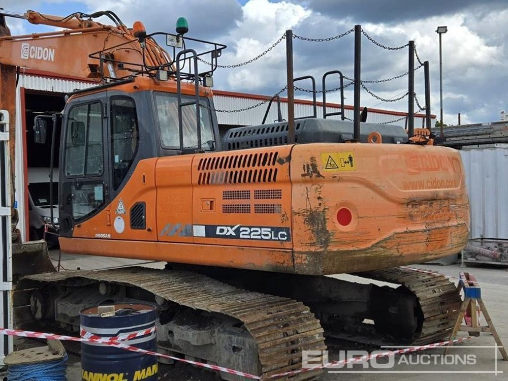 2015 Doosan DX225LC-3 - Crawler excavator: picture 2 2015 Doosan DX225LC-3 - Crawler excavator: picture 2