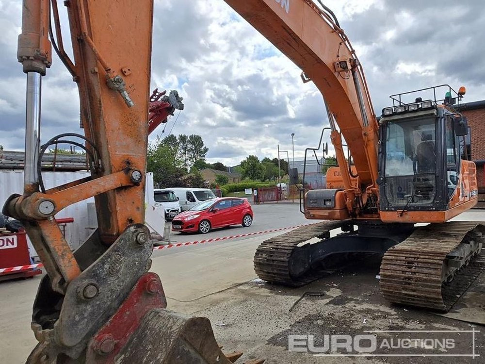 2015 Doosan DX225LC-3 - Crawler excavator: picture 1 2015 Doosan DX225LC-3 - Crawler excavator: picture 1