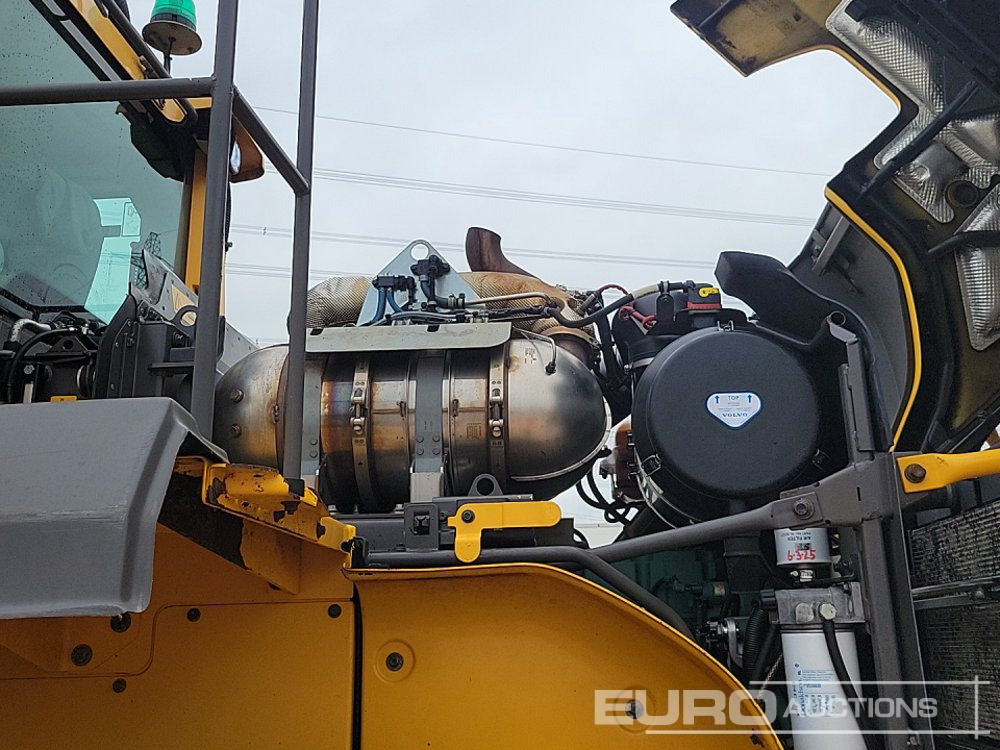 Wheel loader 2015 Volvo L110H: picture 32