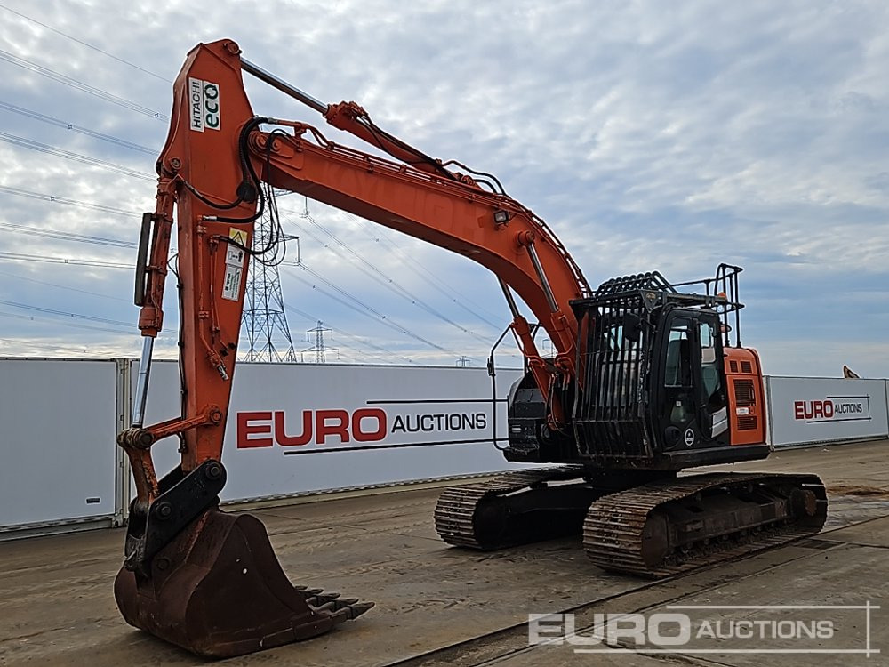 2016 Hitachi ZX225USLC-5B - Crawler excavator: picture 1 2016 Hitachi ZX225USLC-5B - Crawler excavator: picture 1