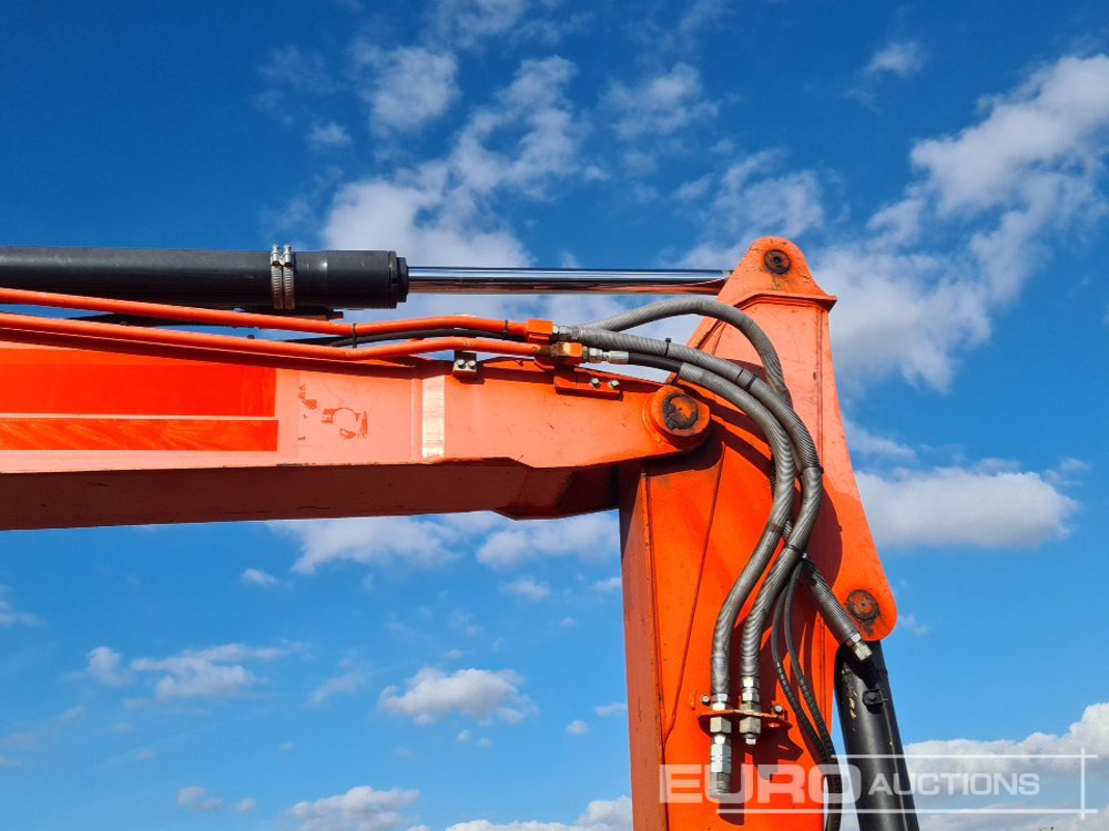 Mini excavator 2016 Kubota KX080-4: picture 26