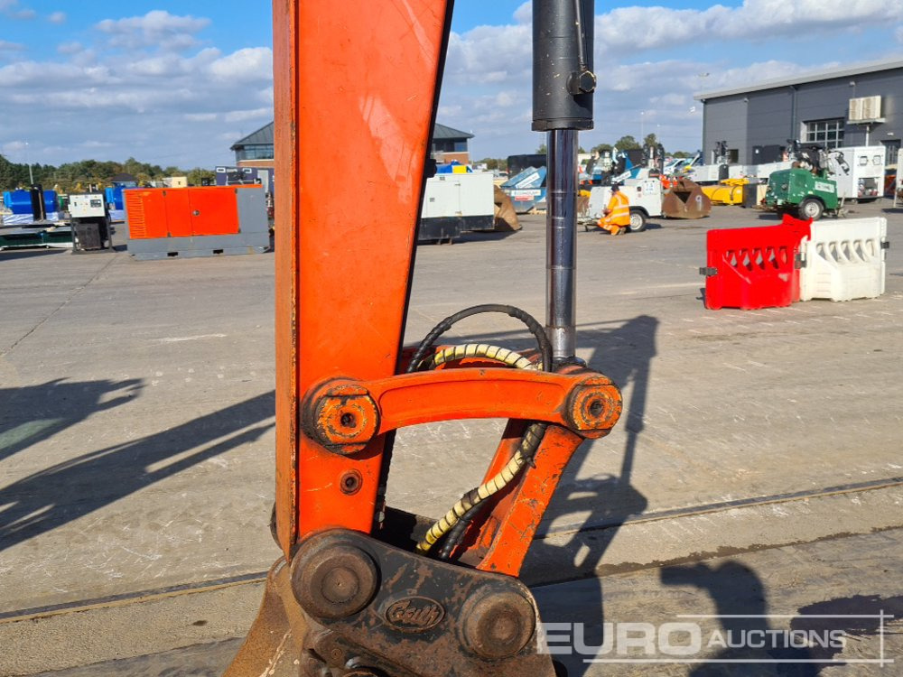 Mini excavator 2016 Kubota KX080-4: picture 27