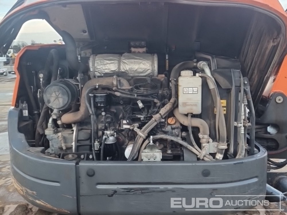 Mini excavator 2017 Doosan DX62R-3: picture 30