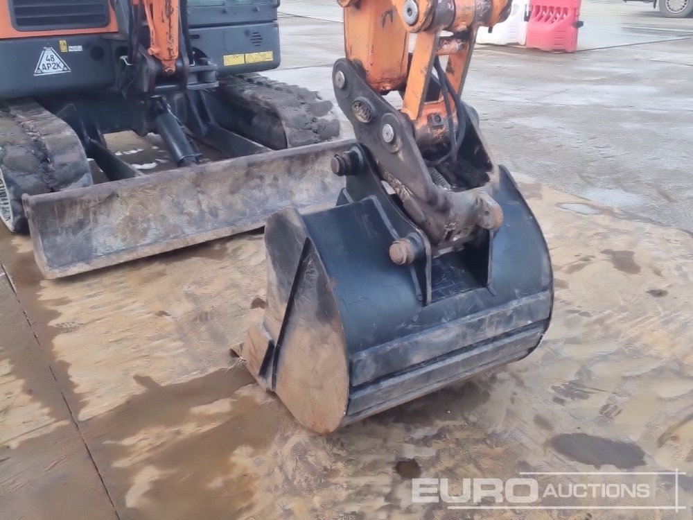Mini excavator 2017 Doosan DX62R-3: picture 29